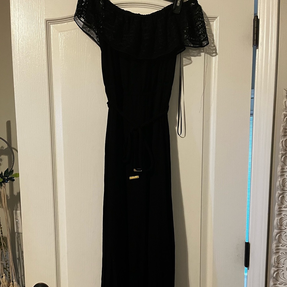 Apt.9 size Small, off the shoulder maxi dress